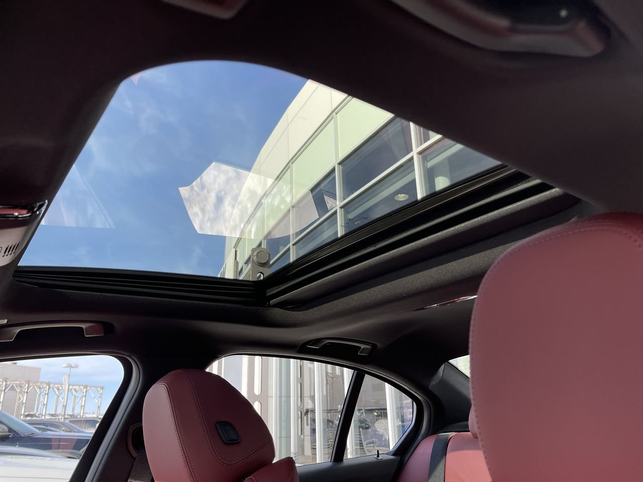 New 2023 Skyscraper Grey Metallic BMW 330i xDrive image 32