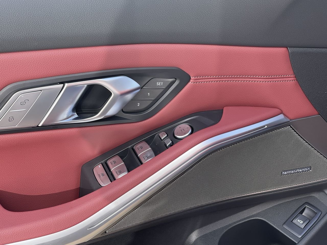 New 2023 Skyscraper Grey Metallic BMW 330i xDrive image 23