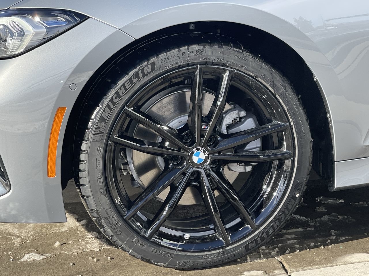 New 2023 Skyscraper Grey Metallic BMW 330i xDrive image 18