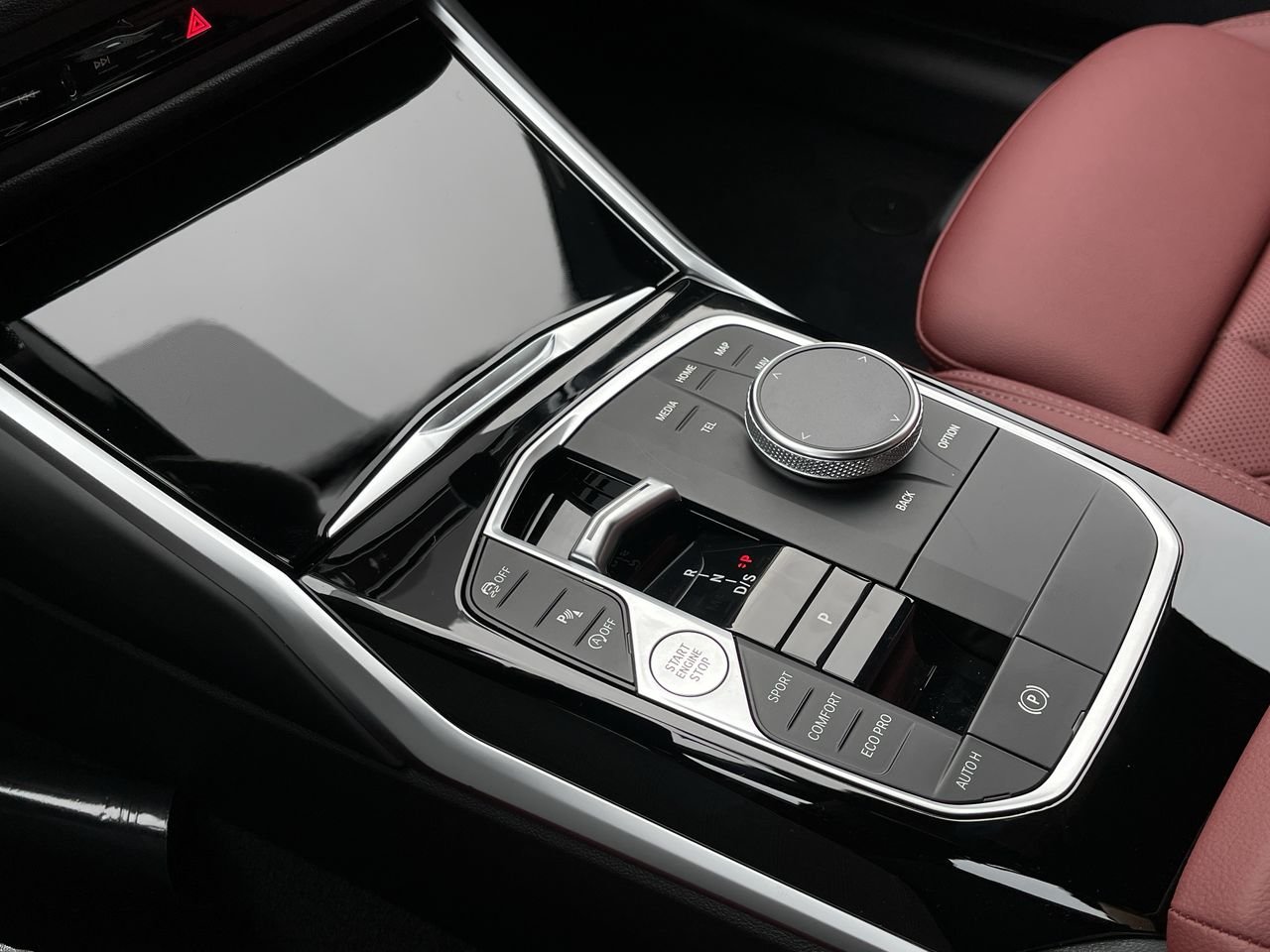 New 2023 Alpine White BMW 330i xDrive image 29