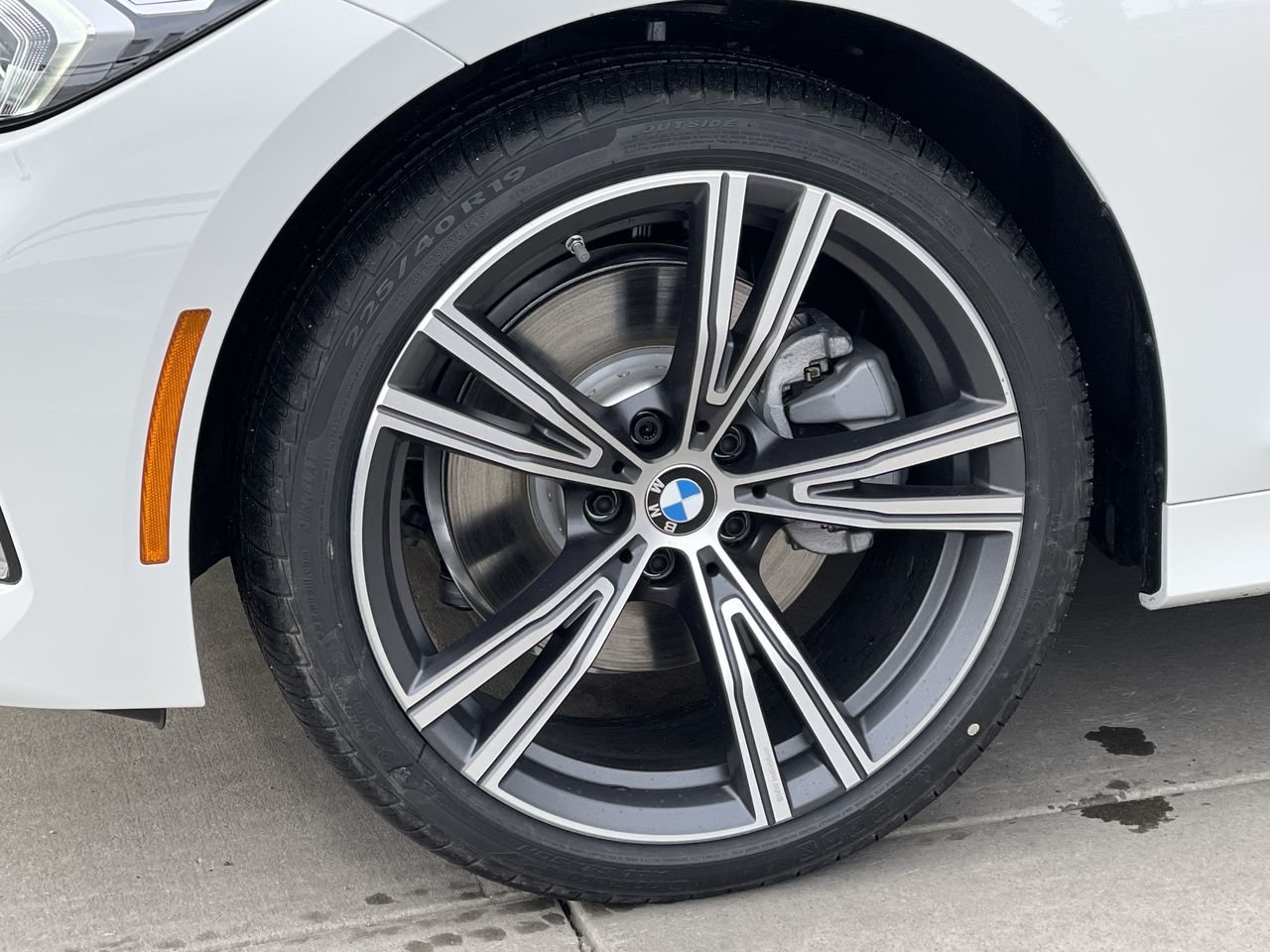 New 2023 Alpine White BMW 330i xDrive image 18