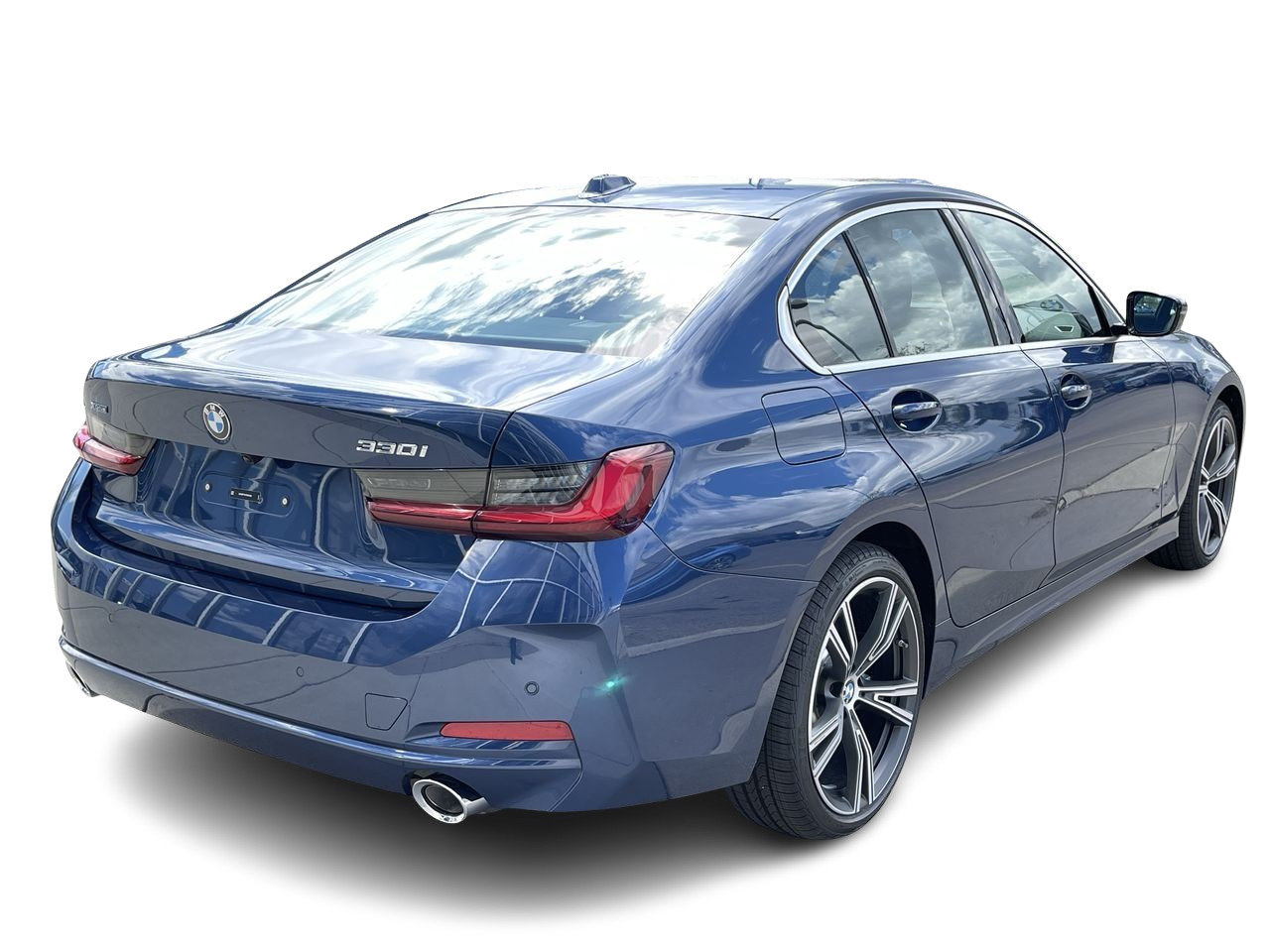 New 2023 Phytonic Blue Metallic BMW 330i xDrive NA image 10