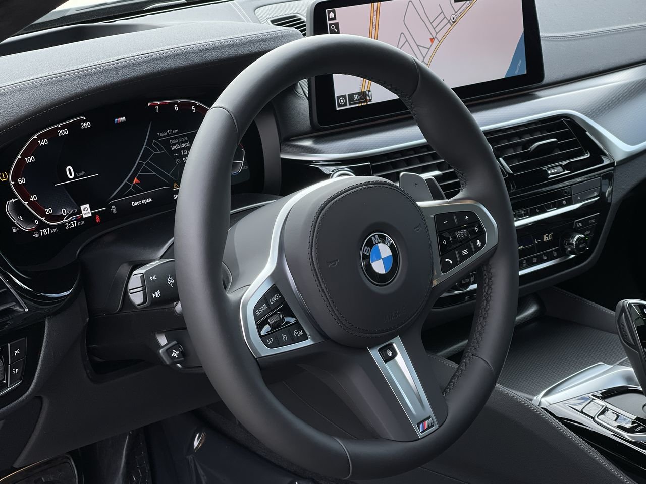 New 2023 Black Sapphire Metallic BMW 540i xDrive image 23