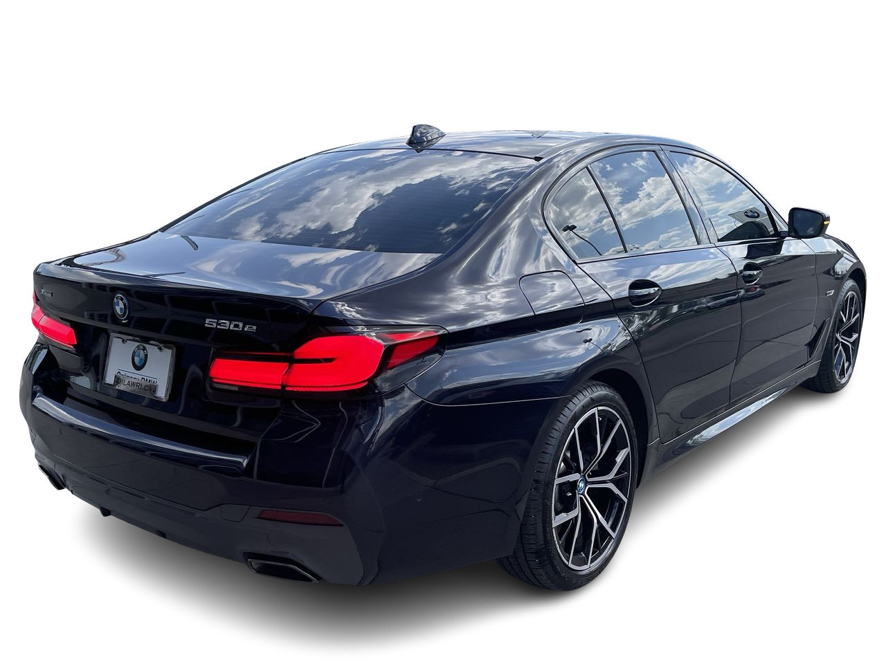 Certified Used 2023 Carbon Black Metallic BMW 530e xDrive image 10