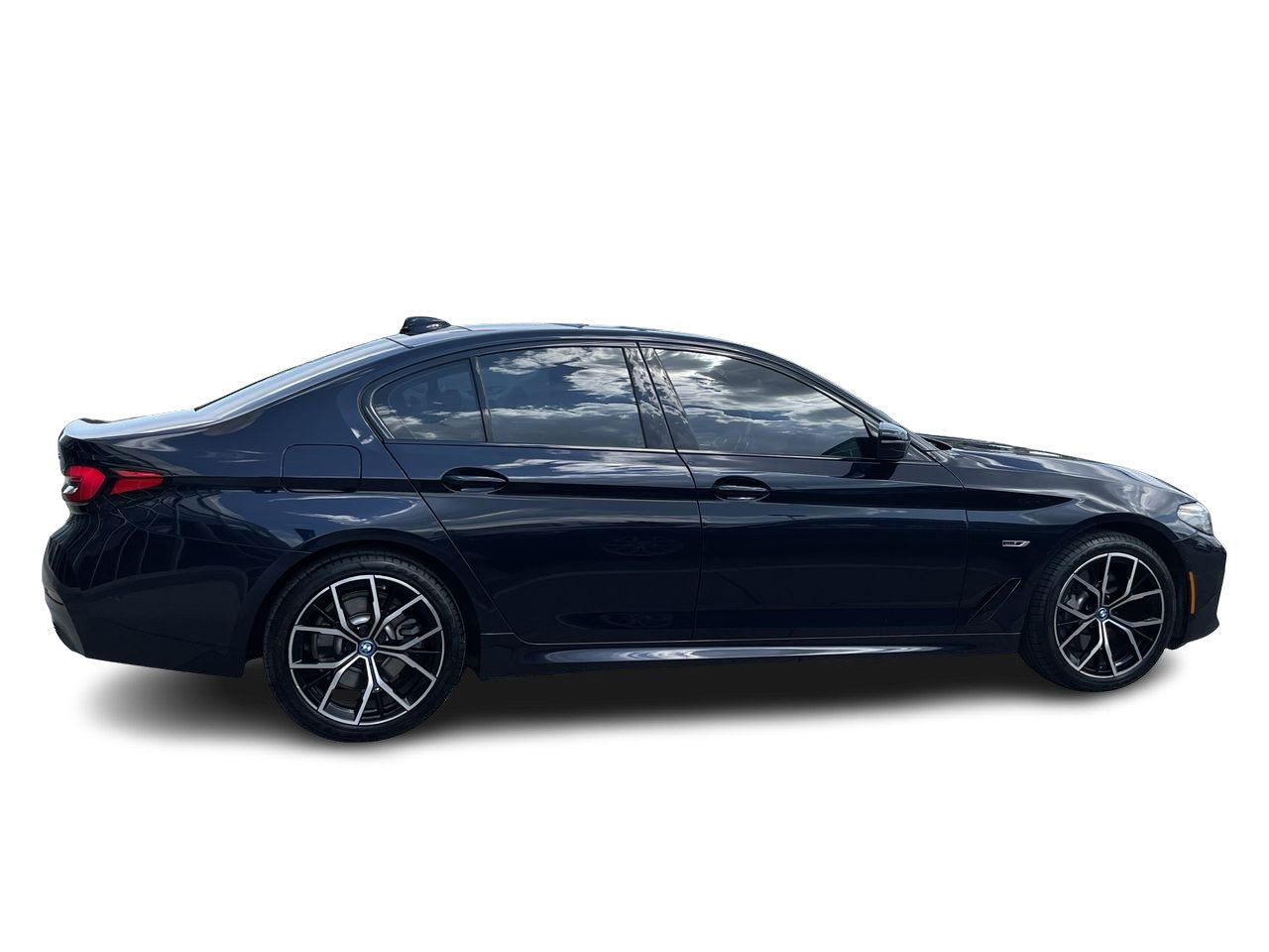 Certified Used 2023 Carbon Black Metallic BMW 530e xDrive image 13