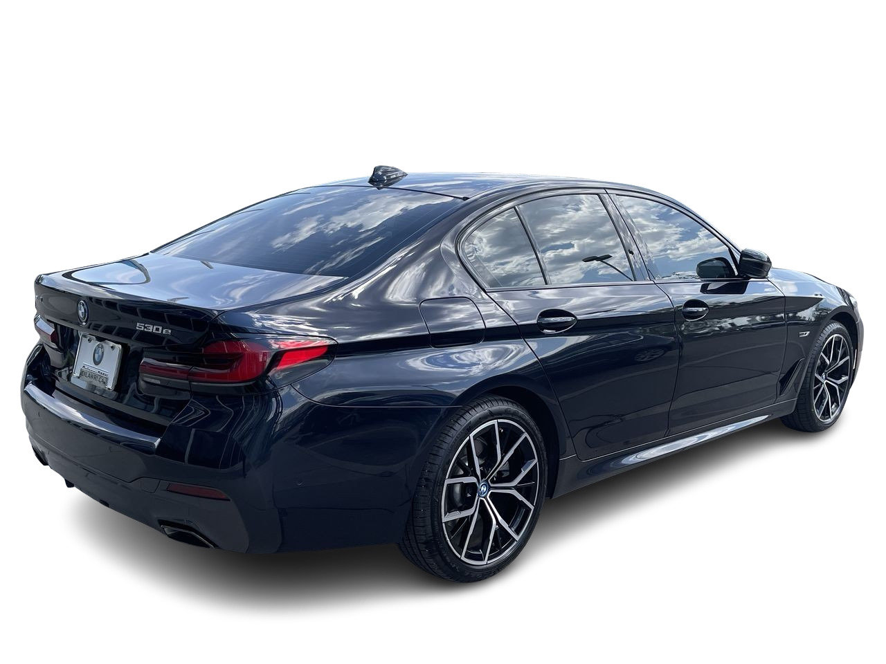 Certified Used 2023 Carbon Black Metallic BMW 530e xDrive image 11