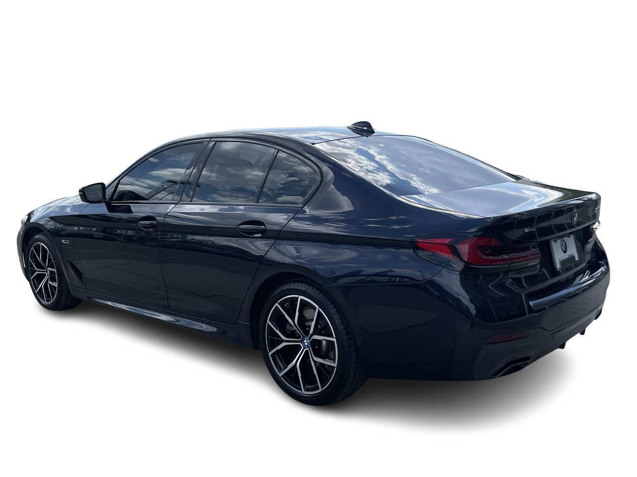 Certified Used 2023 Carbon Black Metallic BMW 530e xDrive image 8