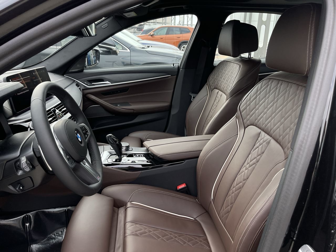 New 2023 Black Sapphire Metallic BMW 530i xDrive image 21