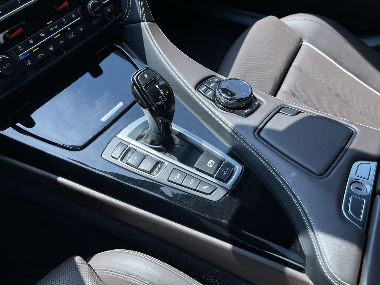 Used 2016 Mineral White Metallic BMW ALPINA B6 image 28