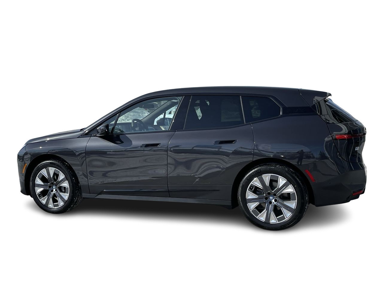 New 2023 Dark Graphite Metallic BMW XDrive40 image 6