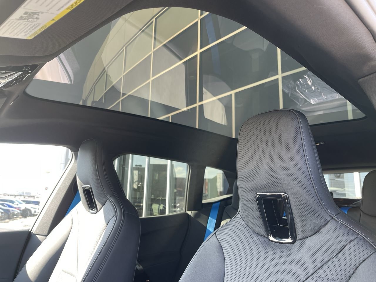 New 2023 Black Sapphire Metallic BMW XDrive50 image 30