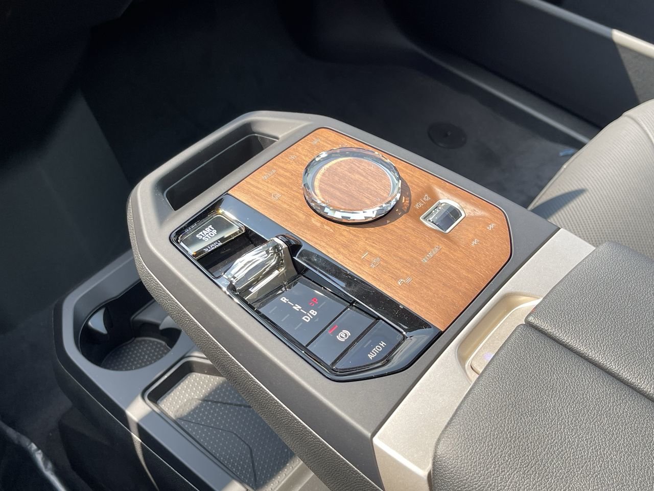 New 2024 Storm Bay Metallic BMW XDrive50 image 28