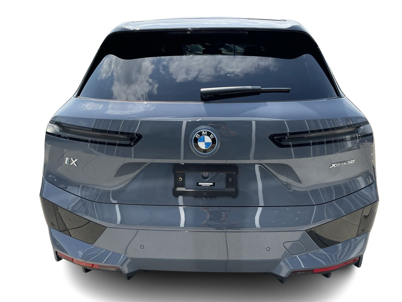 New 2024 Storm Bay Metallic BMW XDrive50 image 9