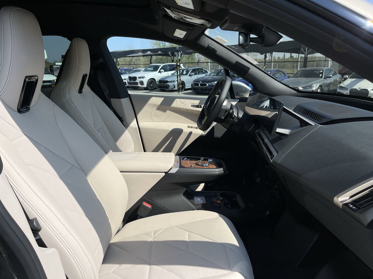 New 2024 Oxide Grey II Metallic BMW M60 image 33