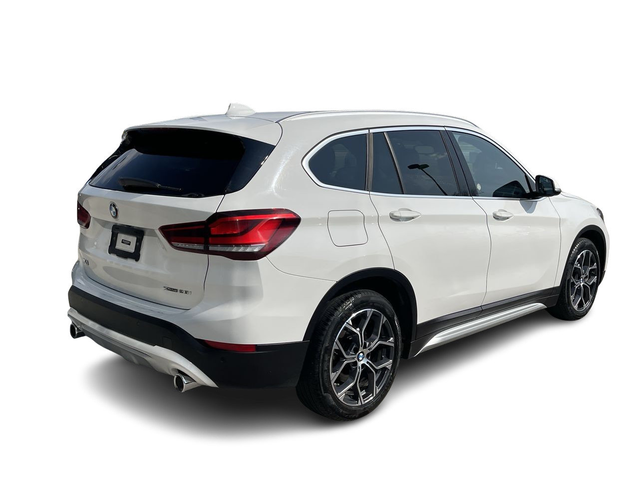 Used 2021 White BMW XDrive28i image 11