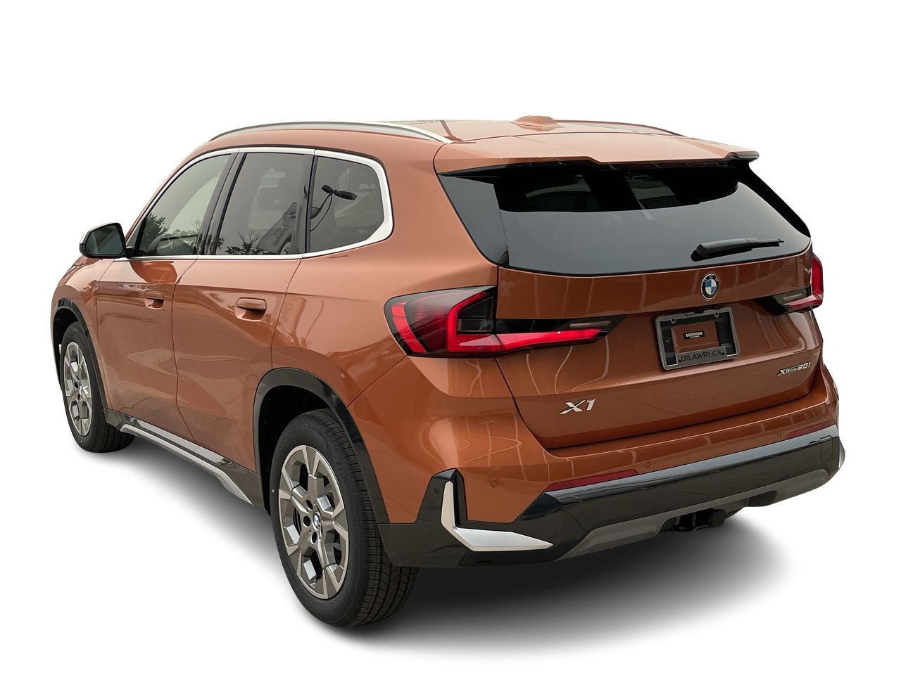 New 2023 Utah Orange Metallic BMW XDrive28i image 8