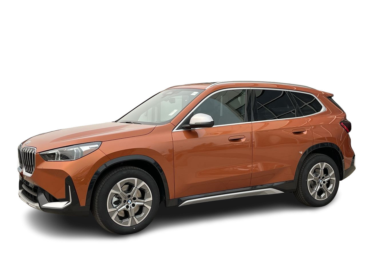 New 2023 Utah Orange Metallic BMW XDrive28i image 4