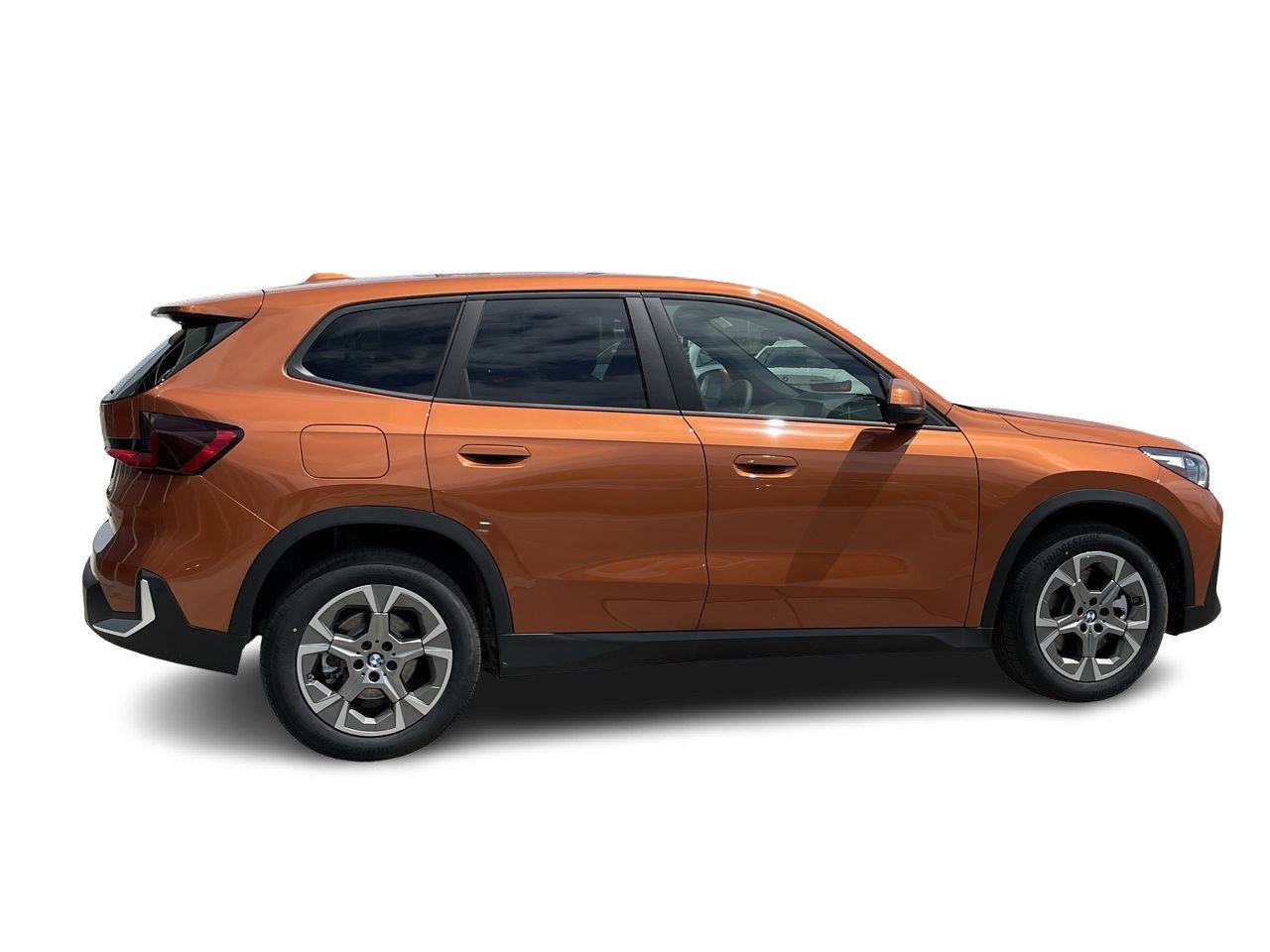 New 2023 Utah Orange Metallic BMW XDrive28i image 12