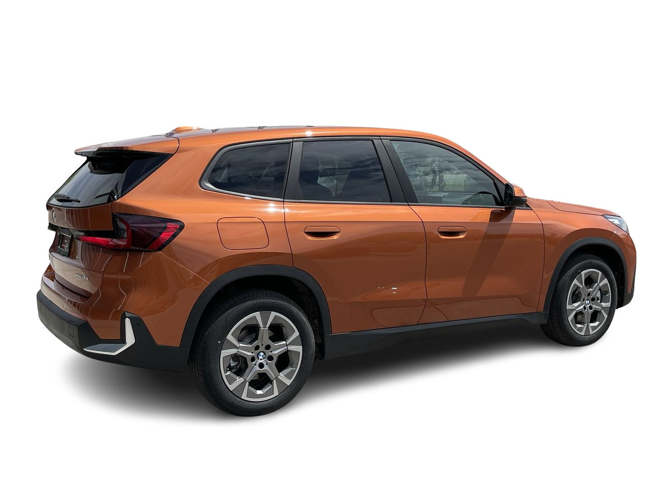 New 2023 Utah Orange Metallic BMW XDrive28i image 11