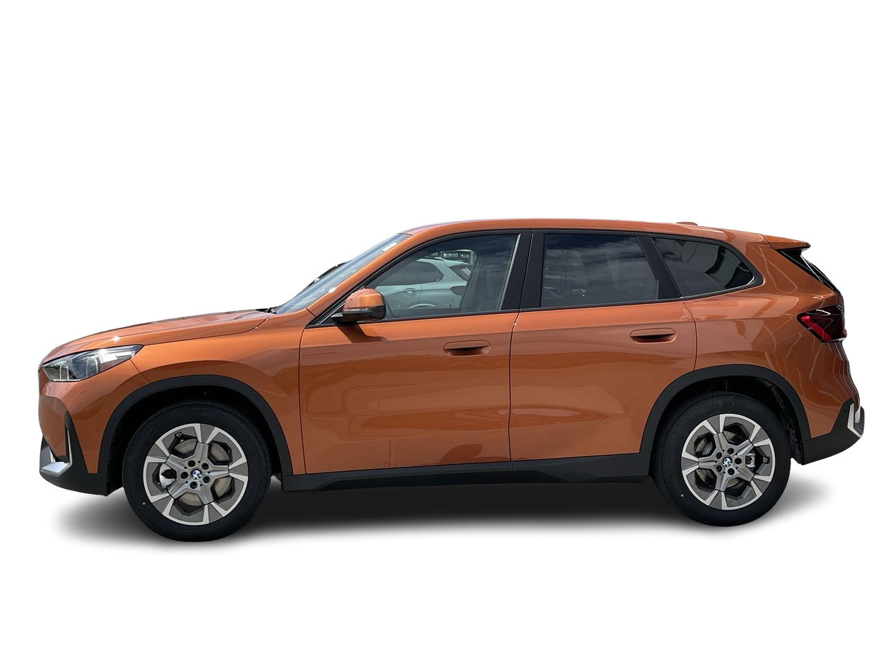 New 2023 Utah Orange Metallic BMW XDrive28i image 4