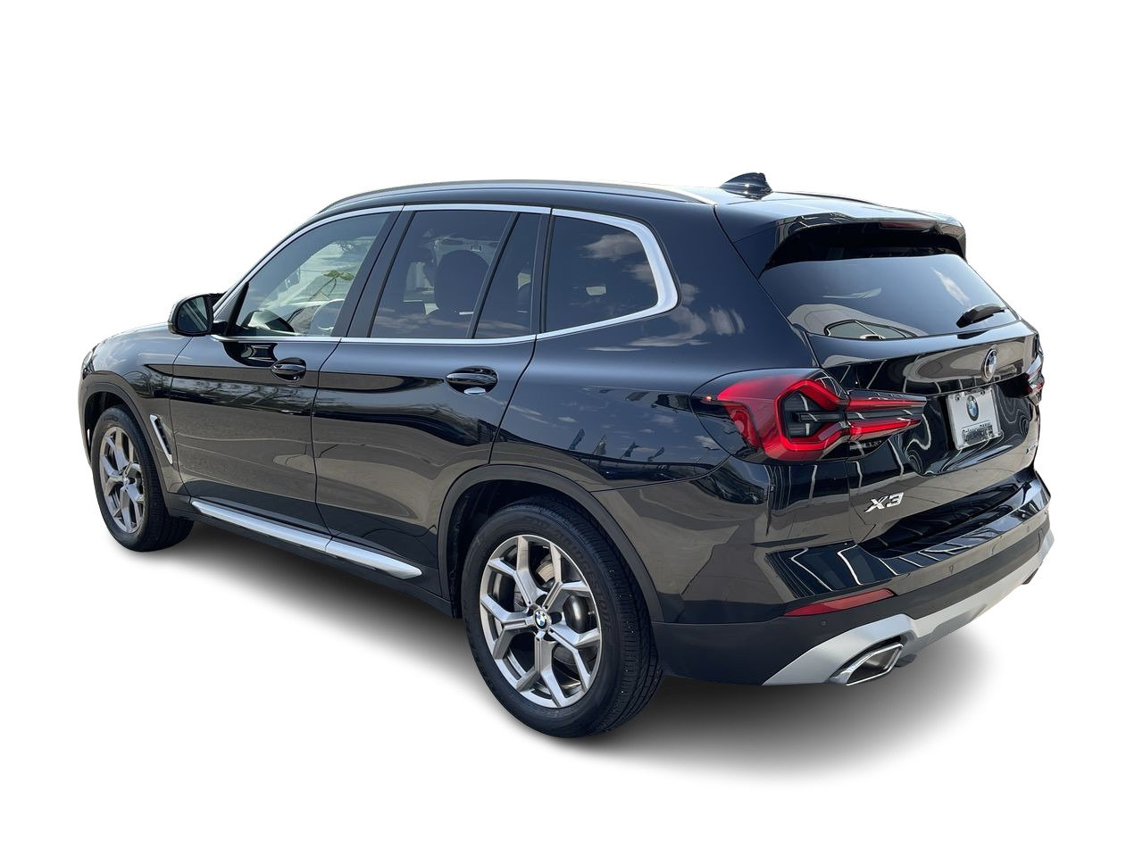 Certified Used 2022 Black Sapphire Metallic BMW XDrive30i image 7