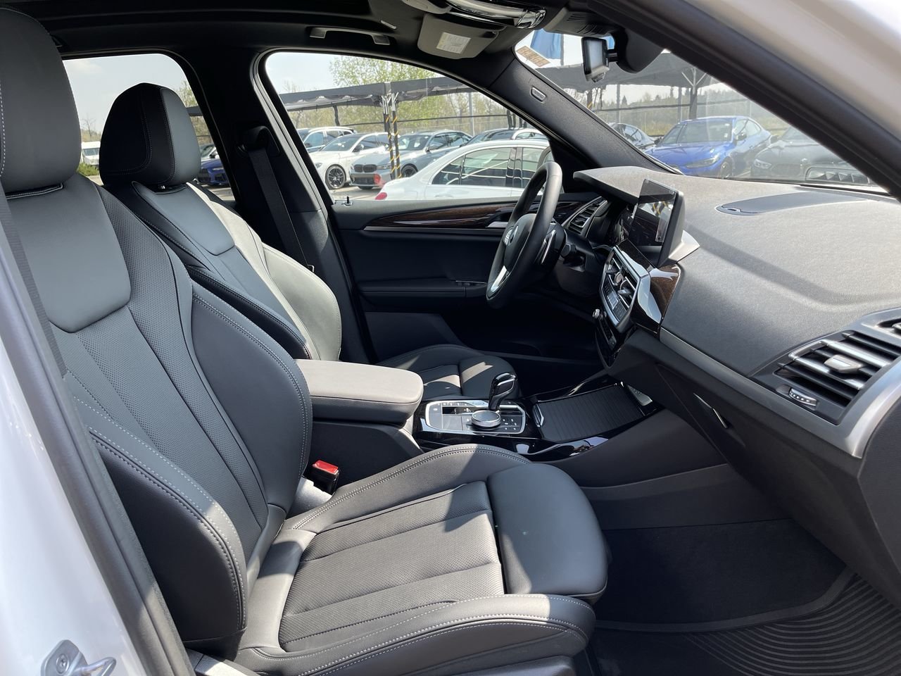 New 2023 Alpine White BMW XDrive30i image 34