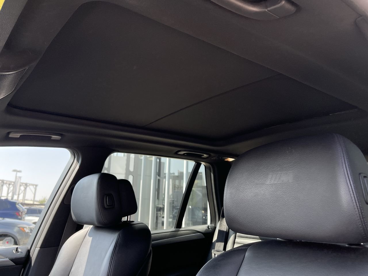 Used 2010 Alpine White BMW  image 30