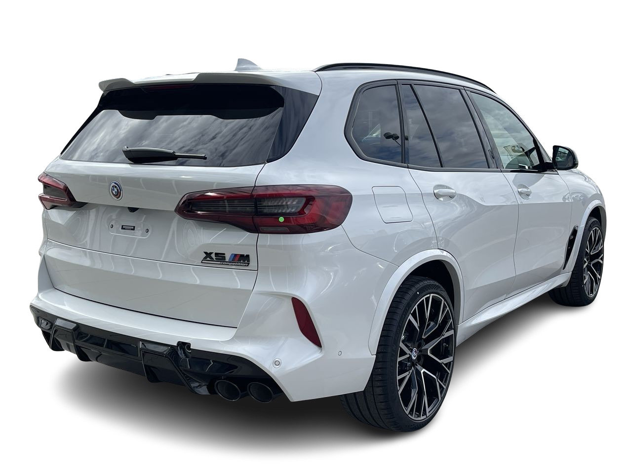 New 2023 Mineral White Metallic BMW X5 M Competition image 10
