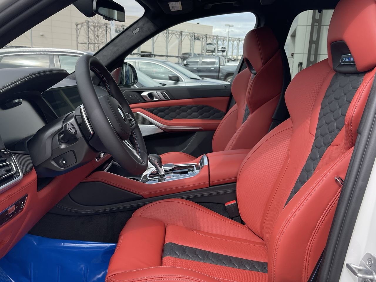 New 2023 Mineral White Metallic BMW X5 M Competition image 21