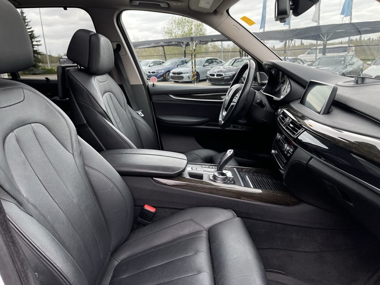 Used 2014 Mineral White Metallic BMW XDrive50i image 34