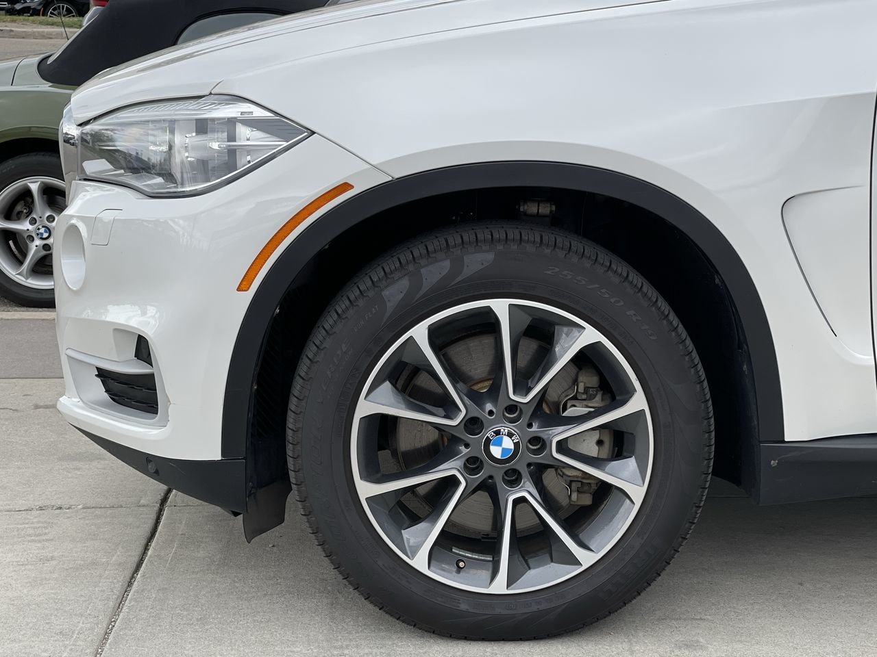 Used 2014 Mineral White Metallic BMW XDrive50i image 18