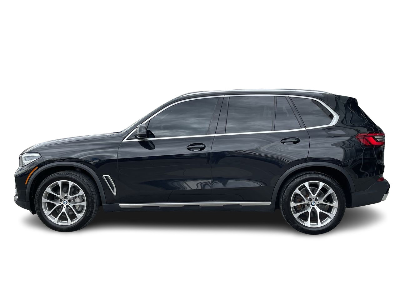 Certified Used 2019 Black BMW XDrive40i image 5