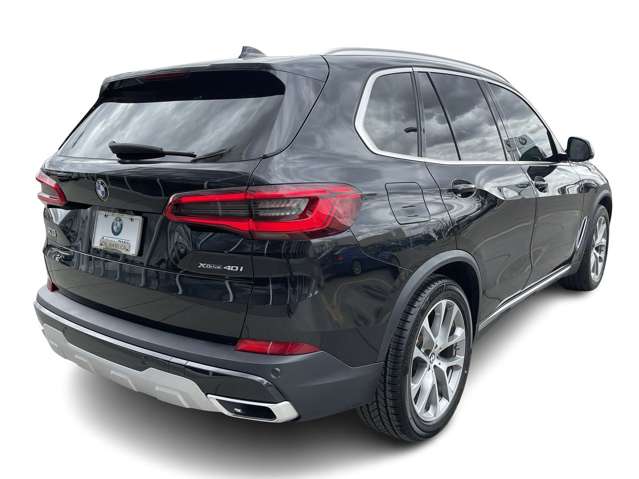 Certified Used 2019 Black BMW XDrive40i image 10