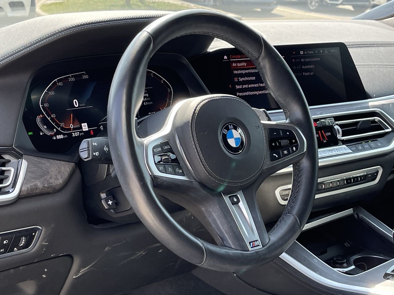 Used 2020 Mineral White Metallic BMW XDrive40i image 21