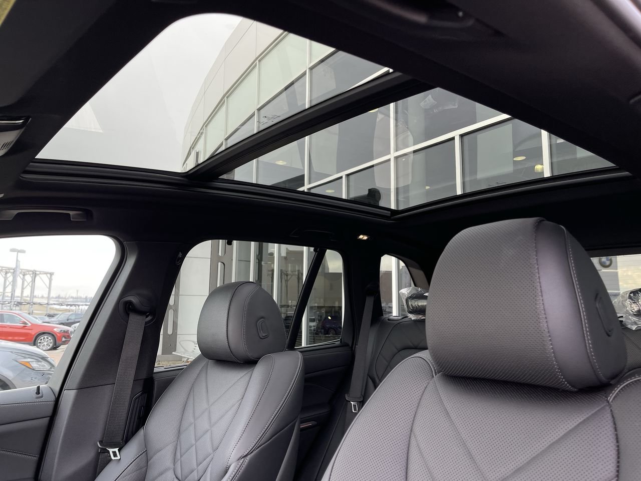 New 2023 Dravit Grey Metallic BMW XDrive40i image 32