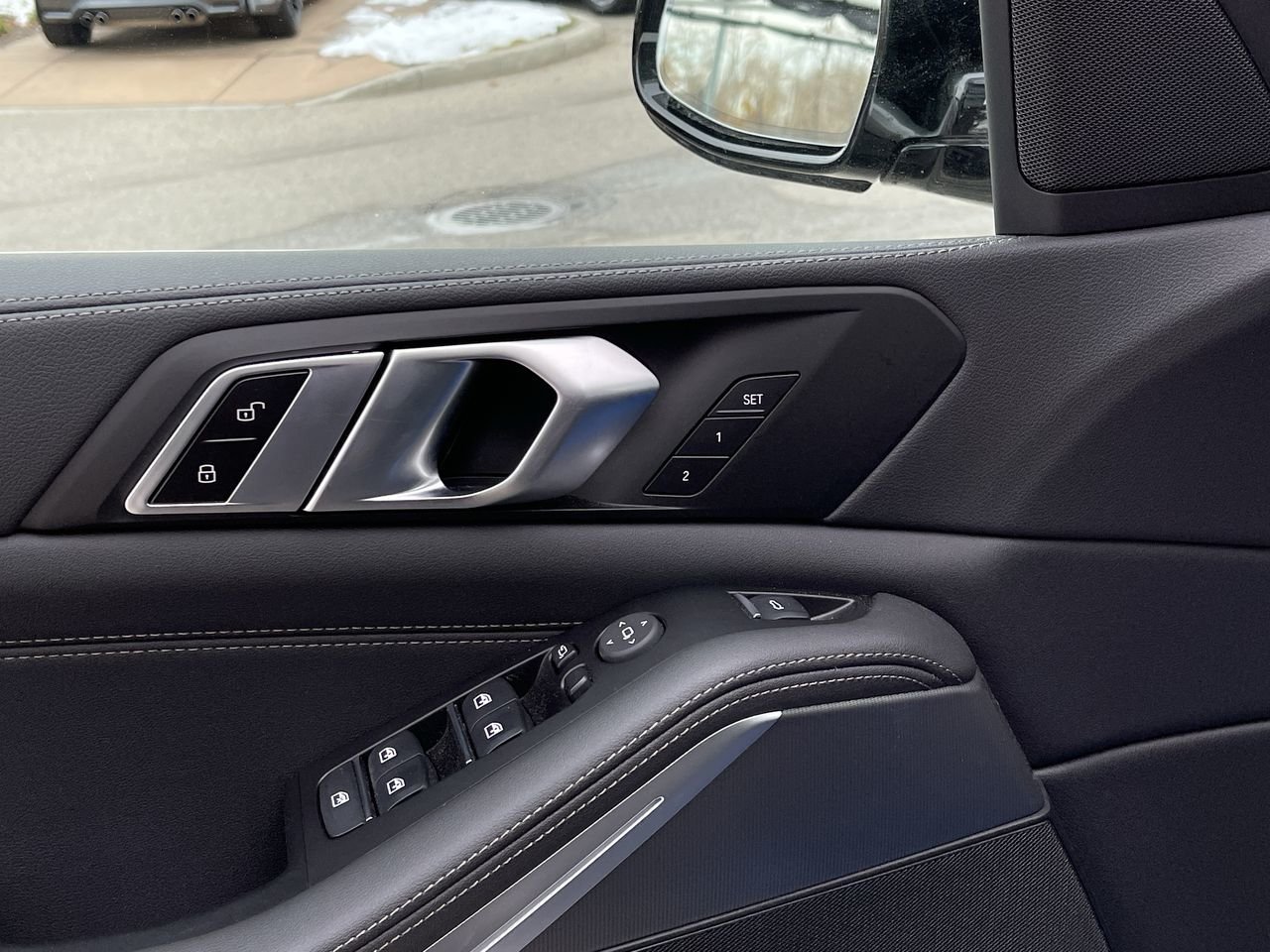 New 2023 Dravit Grey Metallic BMW XDrive40i image 23