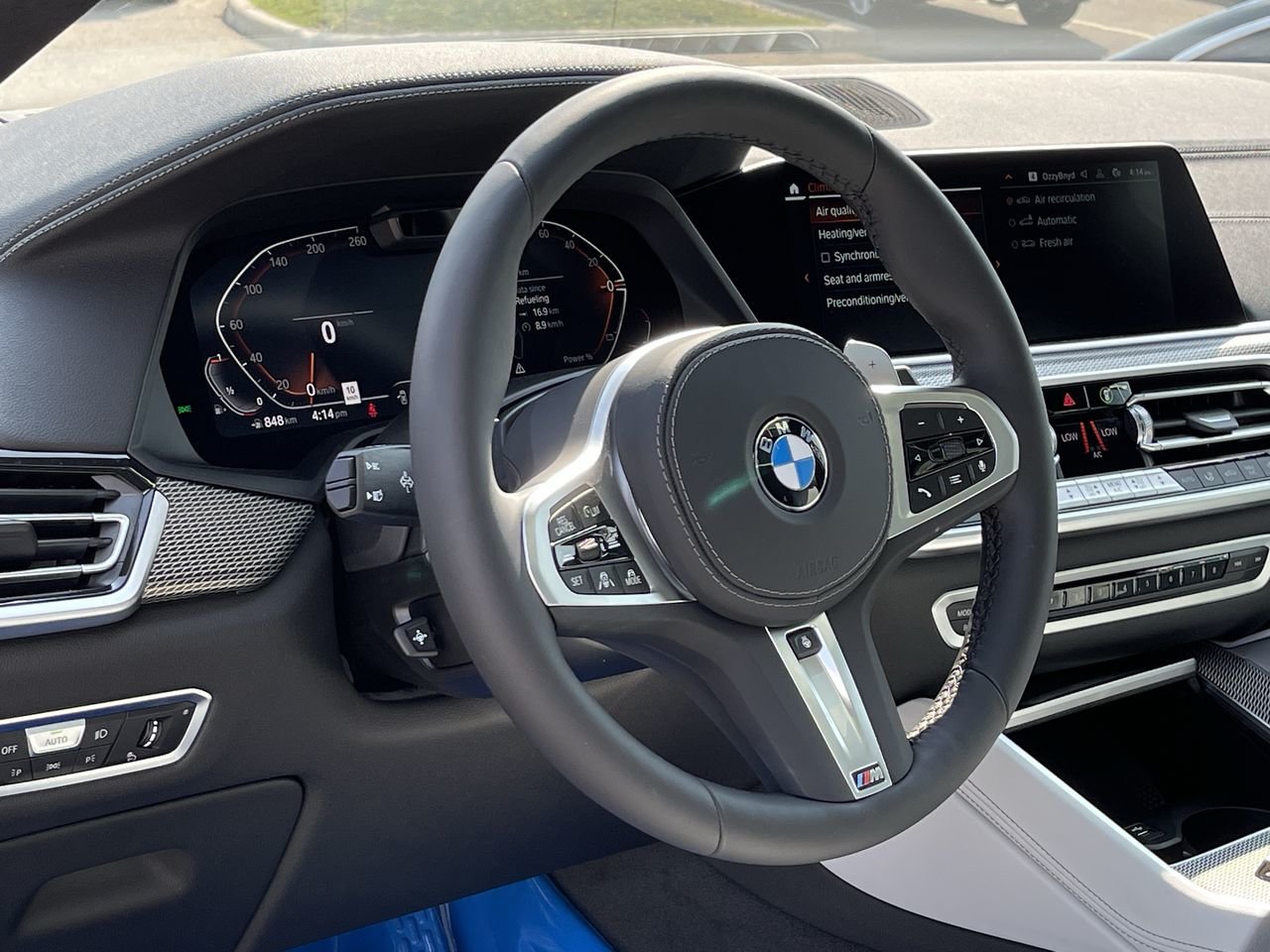 New 2023 Manhattan Metallic BMW XDrive40i image 23