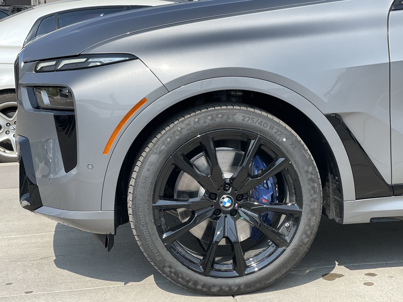 New 2023 Skyscraper Grey Metallic BMW XDrive40i image 18