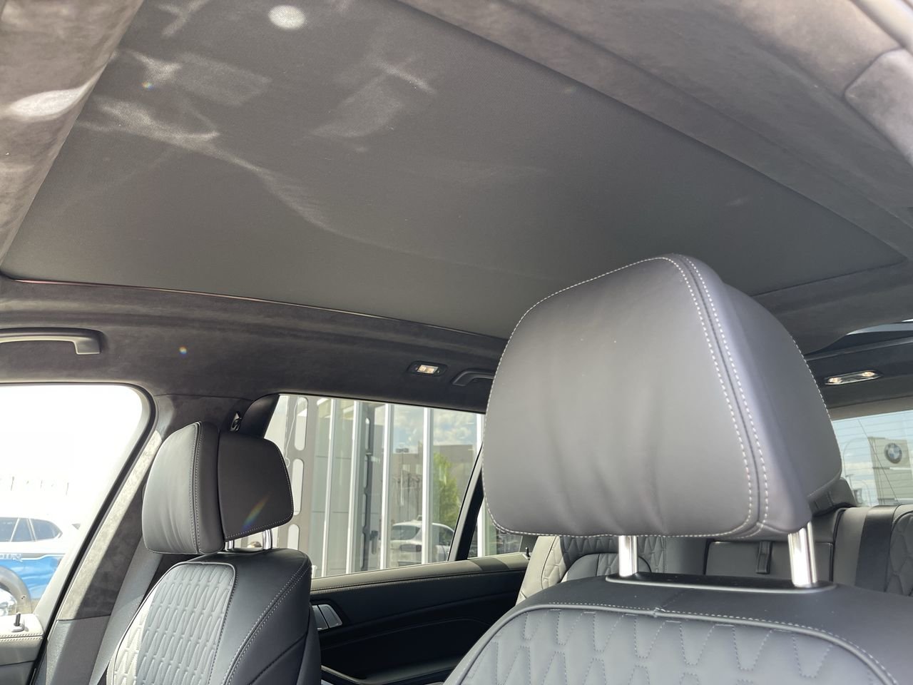 New 2024 Skyscraper Grey Metallic BMW XDrive40i image 31