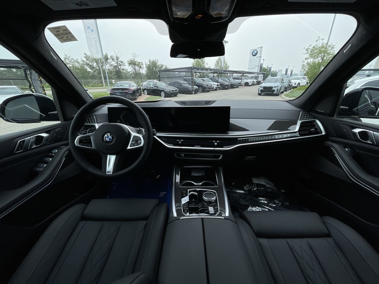New 2024 Carbon Black Metallic BMW XDrive40i image 27