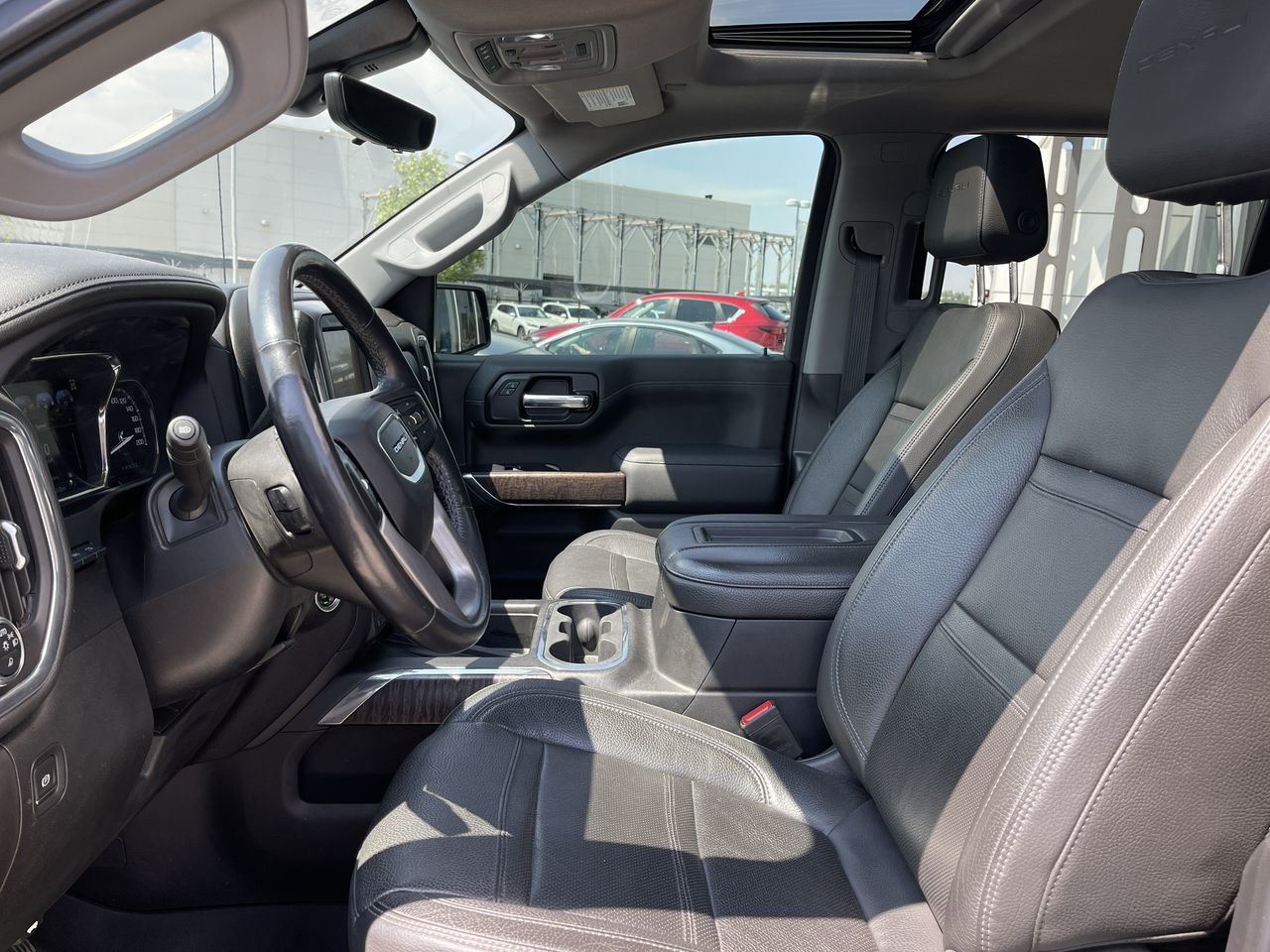 Used 2020 Black Metallic GMC Denali image 19