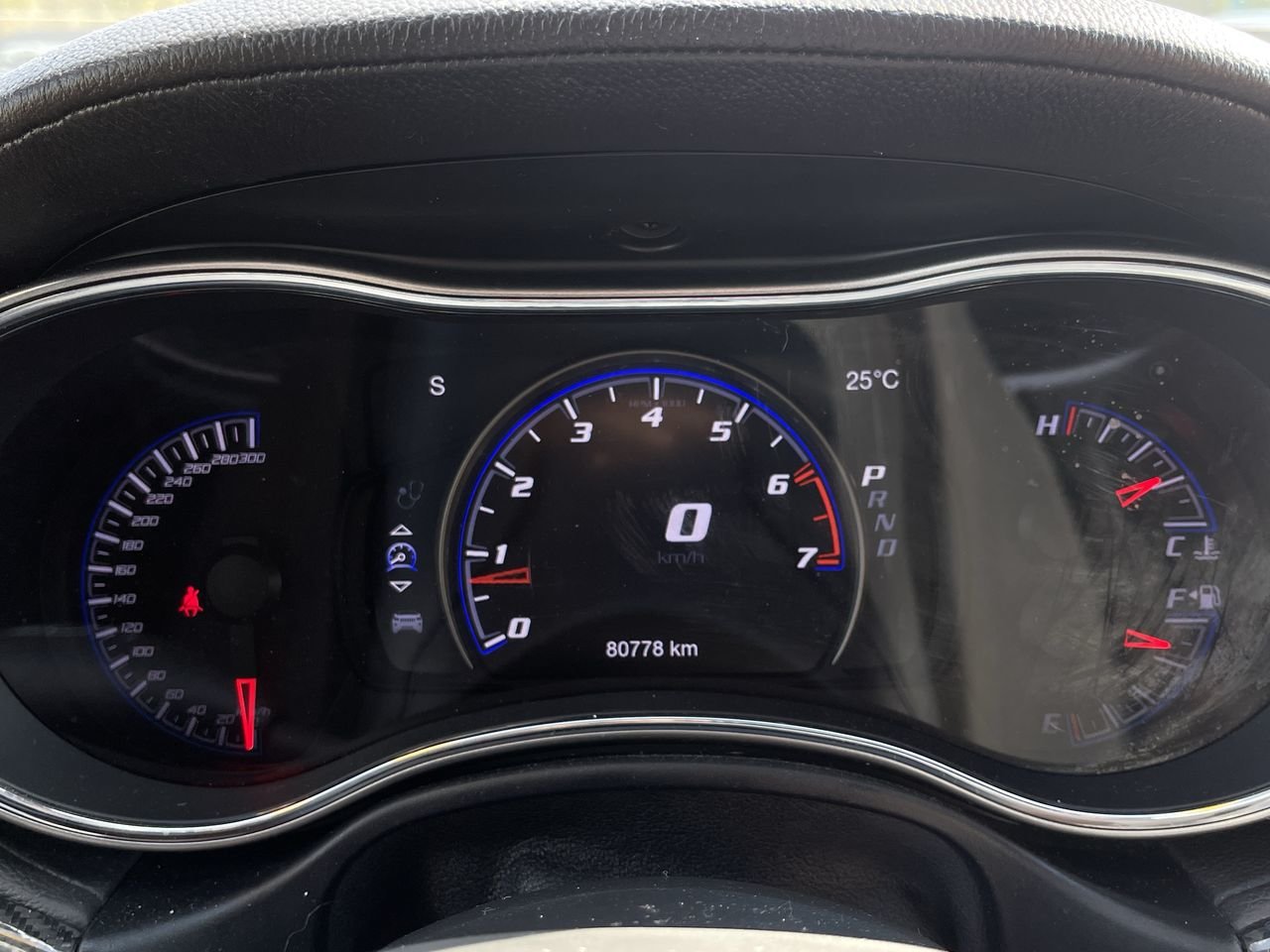 Used 2017 Diamond Black Crystal Pearl Jeep SRT image 23