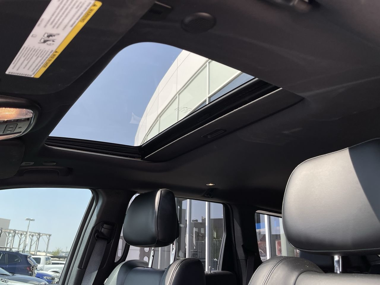 Used 2021 Sting-Grey Jeep Altitude image 30