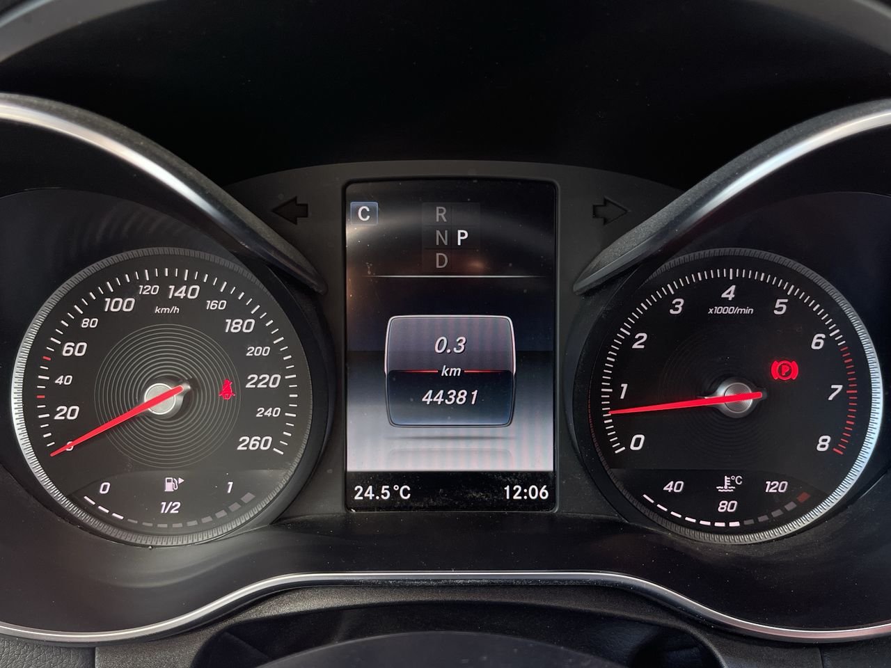 Used 2018 Silver Mercedes-Benz C 300 image 23