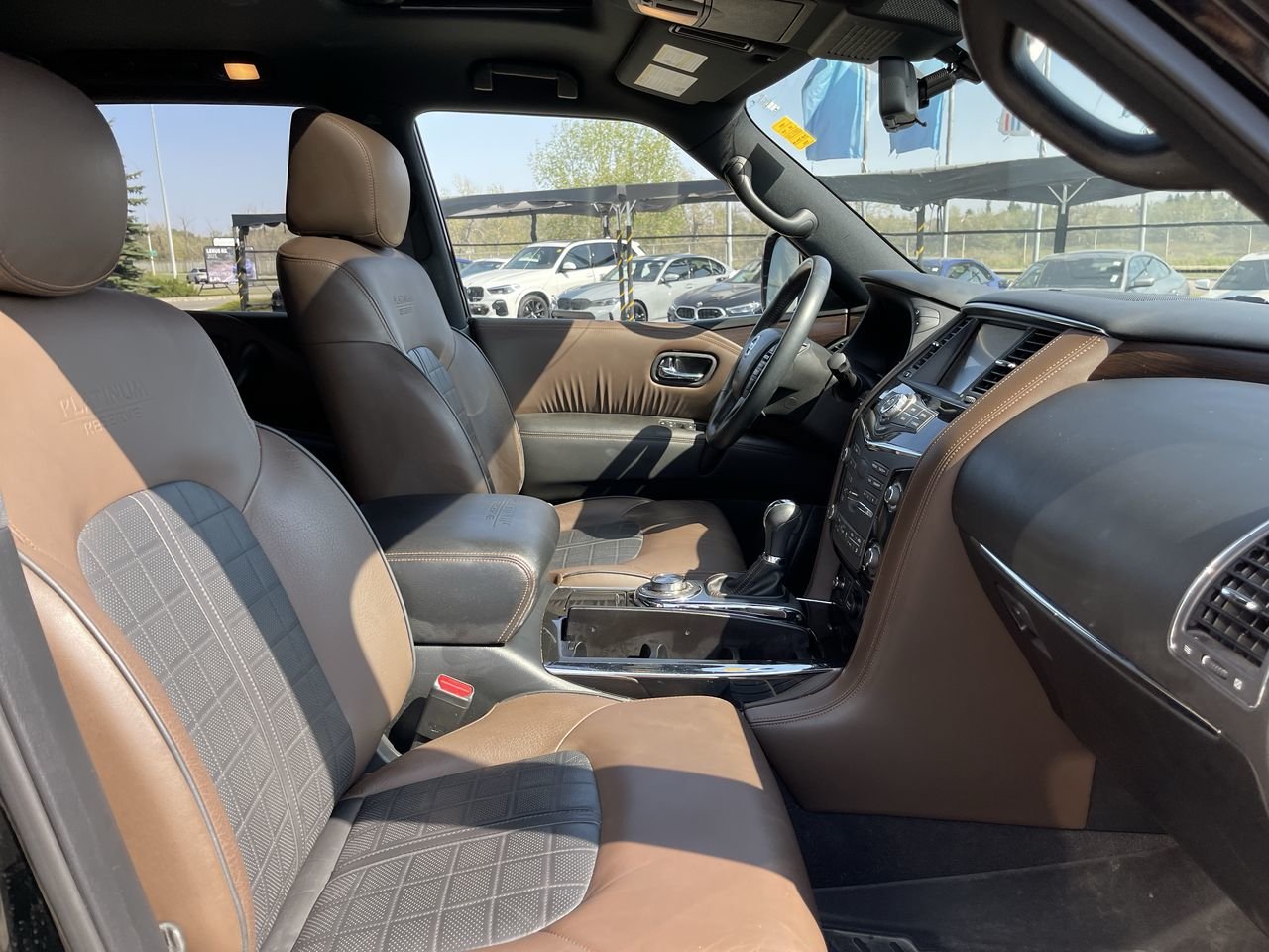 Used 2018 Black Nissan Platinum image 33