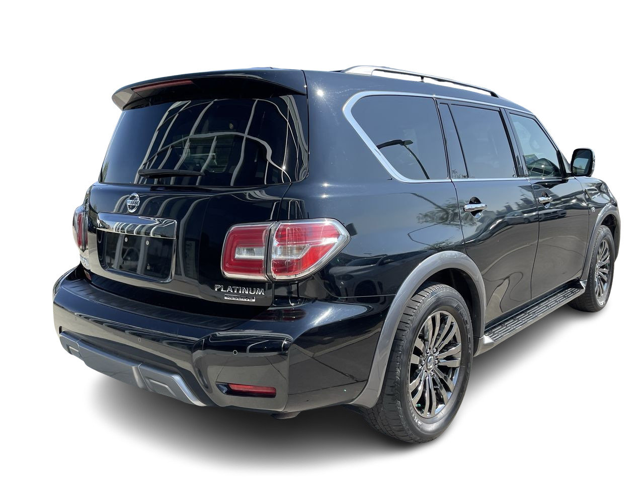 Used 2018 Black Nissan Platinum image 9