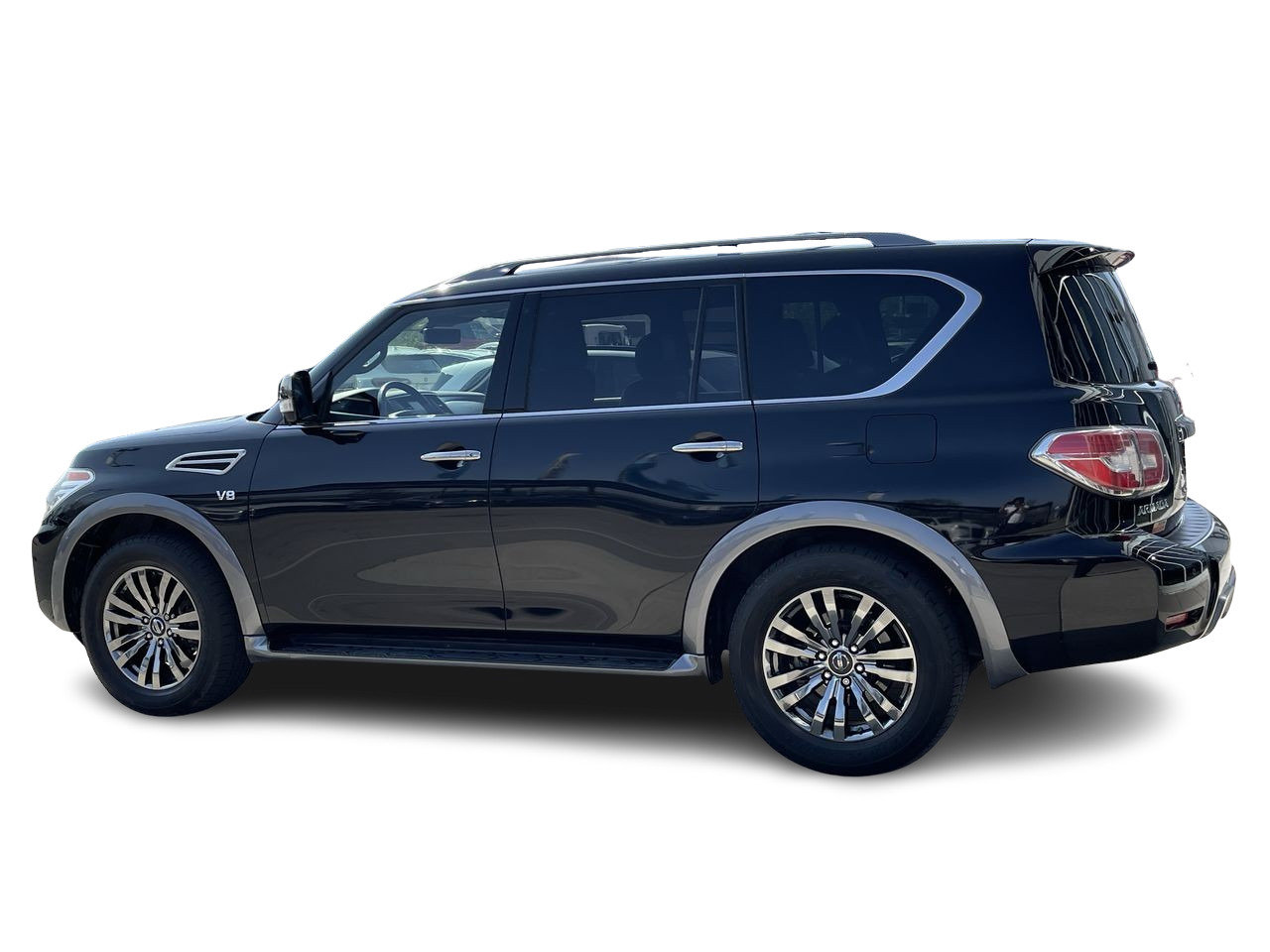 Used 2018 Black Nissan Platinum image 5