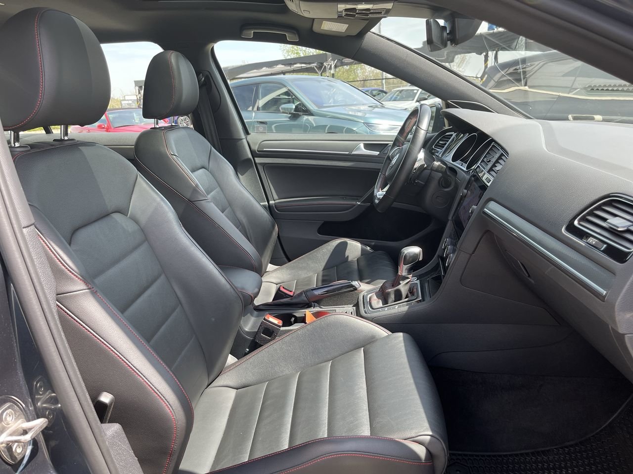 Used 2019 Gray Volkswagen  image 32