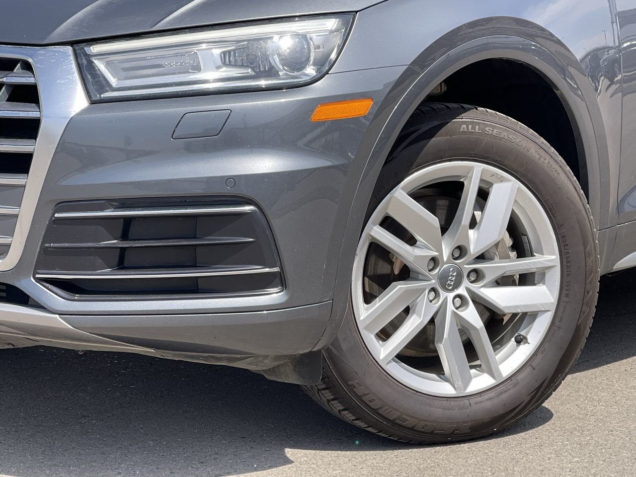 Used 2019 Manhattan Grey Met Audi QUATTRO image 18