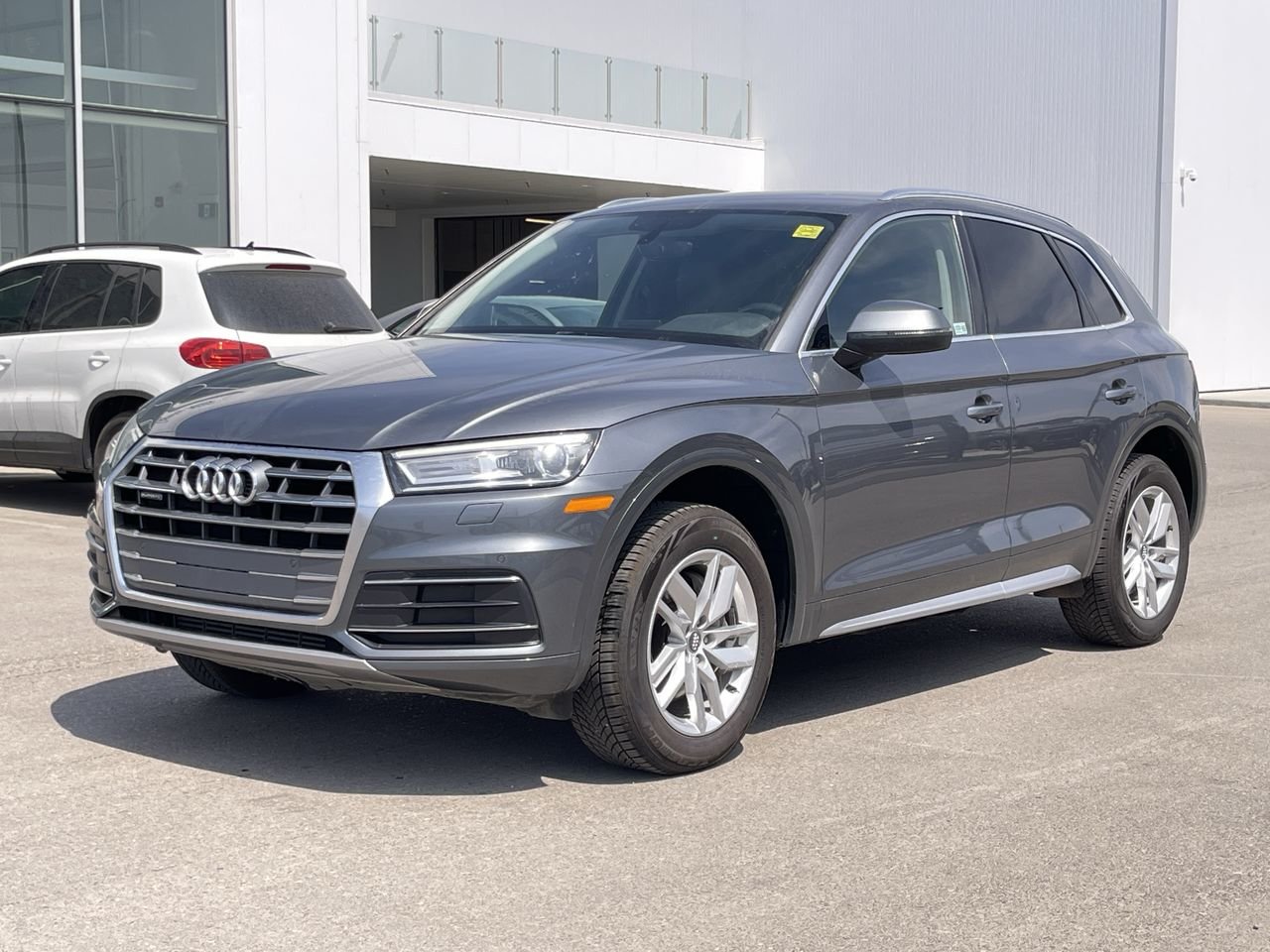 Used 2019 Manhattan Grey Met Audi QUATTRO image 3
